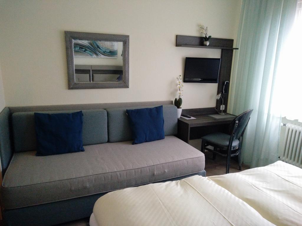 Hotel Alfa 노이 이젠부르크 객실 사진