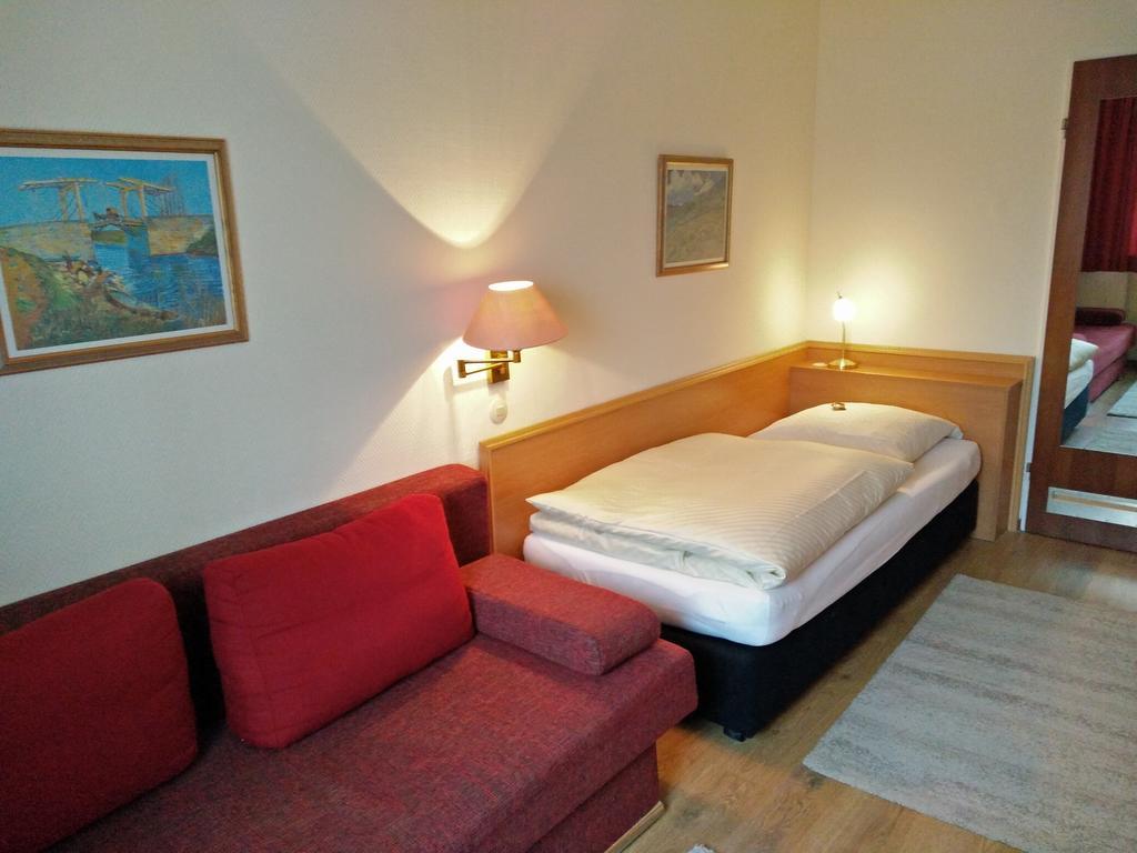 Hotel Alfa 노이 이젠부르크 객실 사진